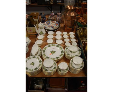 The Worcester Hop eight place tea and dinner service, in the Mathon pattern