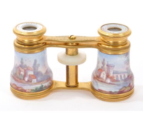 Fine quality early 20th century French enamelled ormolu opera glasses, by PROSPER BUNOUST, OPTICIEN, PALAIS ROYALE 43, PARIS,