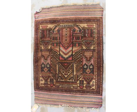 Eastern prayer rug, architectural ornament in earthy tones with banded borders, 118 x 80cm
