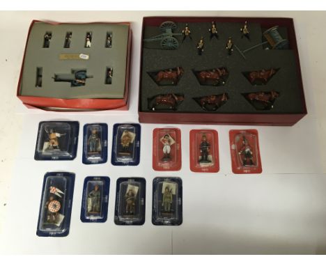 A collection of toy soldiers, included sets in fitted cases and carded figures. Largely Del Prado.