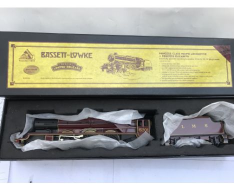 Bassett-Lowke, limited edition O gauge , Princess class pacific locomotive, The Princess Elizabeth, boxed mint