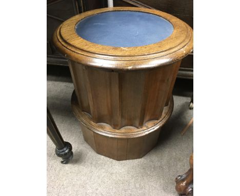 A oak cylinder commode - NO RESERVE