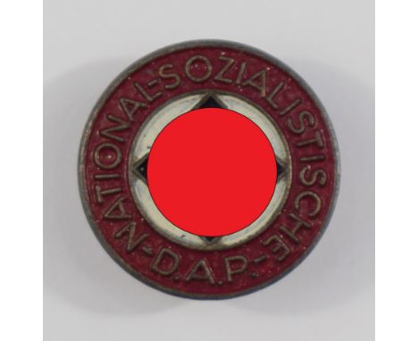 Nationalsozialistische Deutsche Arbeiterpartei (NSDAP)  Knopfloch-Mitgliedsabzeichen  lackierte Ausführung, mit RZM-Herstelle
