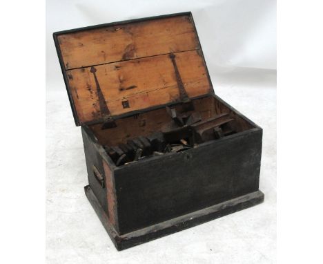 A large quantity of woodworking tools including planes, saws, screwdrivers, moulding tools, etc, largely contained in pine bo
