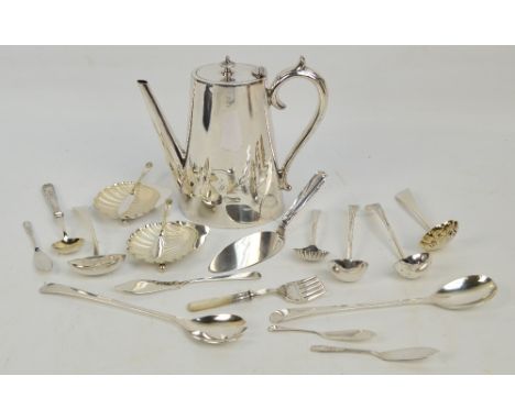 A Danish silver cake server with papyrus head decorated handle, Horsens Sølvvarefabrik, Copenhagen 1958, length 18.5cm, also 