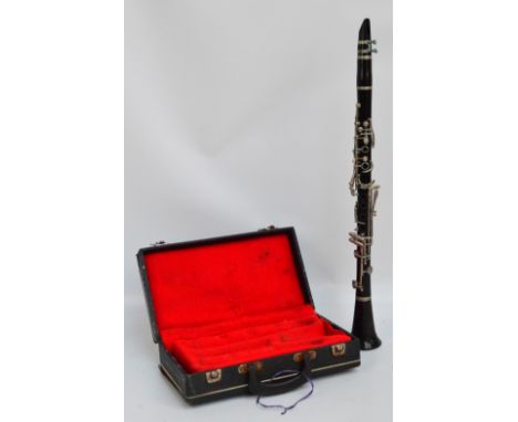 A Boosey & Hawkes "Regent" clarinet, cased.