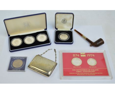 A small group of Republic of Iceland coins comprising a set of three crowns commemorating the 50th anniversary of the Republi