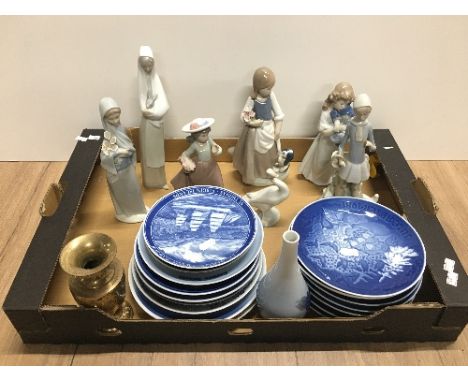 1 BOX OF ASSORTED COPENHAGEN PLATES AND LLADRO/ NAO FIGURES (SAS)