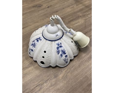 VINTAGE CERAMIC RISE AND FALL LIGHT