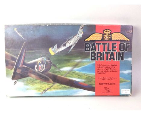 BATTLE OF BRITAIN BOARDGAME BY TSR, AND OTHER GAMES  including a collection of chess sets comprising Star Wars, Star Trek, Lo