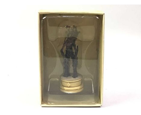 GROUP OF LORD OF THE RINGS COLLECTORS FIGURES, comprising 'Fellowship of the Ring', Burger King figures and New Line cinema f