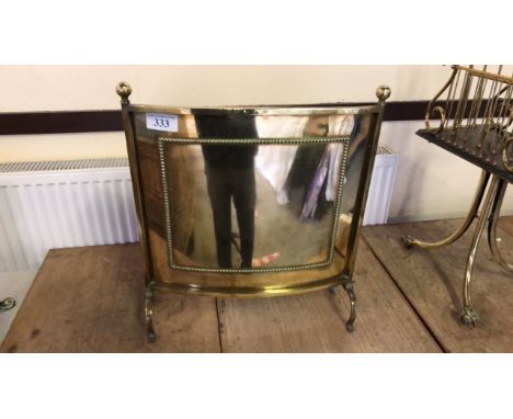  Sale Item:    BRASS FIRESCREEN   Vat Status:   No Vat   Buyers Premium:  This lot is subject to a Buyers Premium of 15% + Va