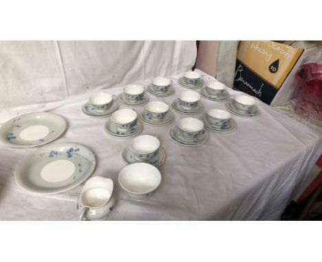  Sale Item:    40 PCE ROYAL WORCESTER SEDGLEY NORMAN W FRANKS TEA CHINA  Vat Status:   No Vat   Buyers Premium:  This lot is 