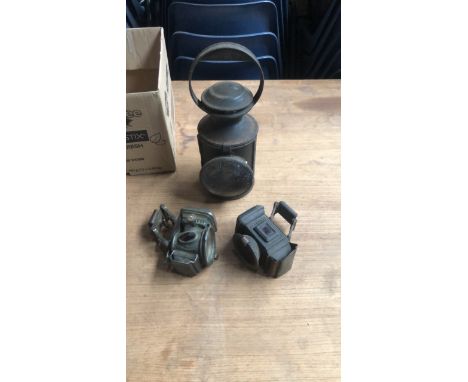  Sale Item:    BOX- 3 LAMPS BICYCLE ETC   Vat Status:   No Vat   Buyers Premium:  This lot is subject to a Buyers Premium of 