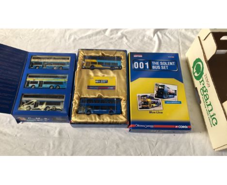  Sale Item:    2 BOXED CORGI BUS SETS   Vat Status:   No Vat   Buyers Premium:  This lot is subject to a Buyers Premium of 15