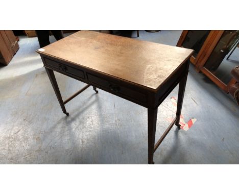  Sale Item:    OAK HALL TABLE (AF)   Vat Status:   No Vat   Buyers Premium:  This lot is subject to a Buyers Premium of 15% +