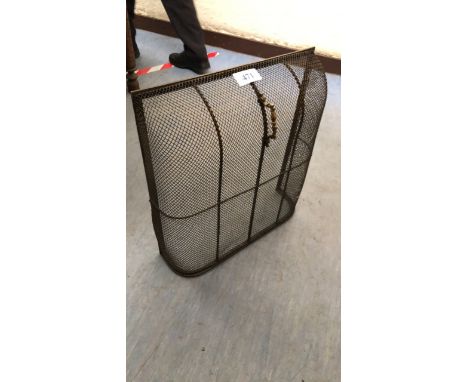  Sale Item:    SMALL BRASS FIRE GUARD   Vat Status:   No Vat   Buyers Premium:  This lot is subject to a Buyers Premium of 15