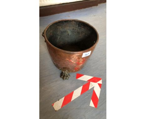  Sale Item:    3 LEGGED COPPER POT (AF)   Vat Status:   No Vat   Buyers Premium:  This lot is subject to a Buyers Premium of 