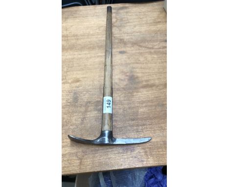  Sale Item:    ICE PICK   Vat Status:   No Vat   Buyers Premium:  This lot is subject to a Buyers Premium of 15% + Vat @ 20% 
