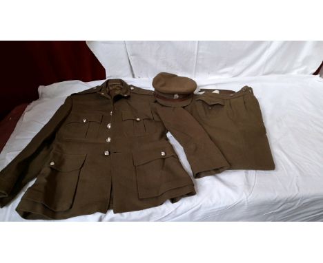  Sale Item:    VINTAGE ARMY OFFICERS UNIFORM (AF)  Vat Status:   No Vat   Buyers Premium:  This lot is subject to a Buyers Pr