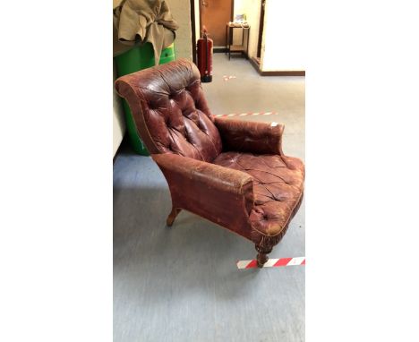  Sale Item:    LEATHER EASY CHAIR (AF)   Vat Status:   No Vat   Buyers Premium:  This lot is subject to a Buyers Premium of 1