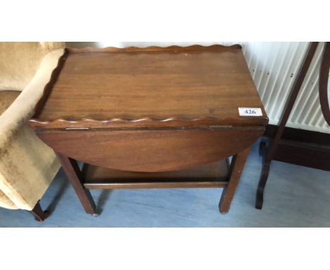  Sale Item:    DROP LEAF TEA TROLLEY   Vat Status:   No Vat   Buyers Premium:  This lot is subject to a Buyers Premium of 15%