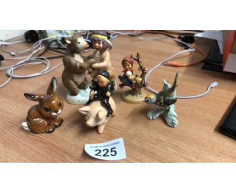  Sale Item:    5 GOEBEL ASSORTED FIGURES   Vat Status:   No Vat   Buyers Premium:  This lot is subject to a Buyers Premium of