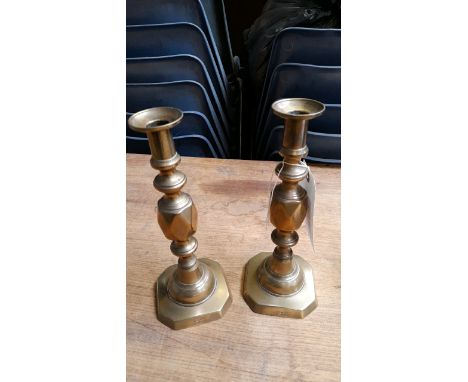  Sale Item:    PAIR BRASS CANDLESTICKS- THE QUEEN OF DIAMONDS  Vat Status:   No Vat   Buyers Premium:  This lot is subject to