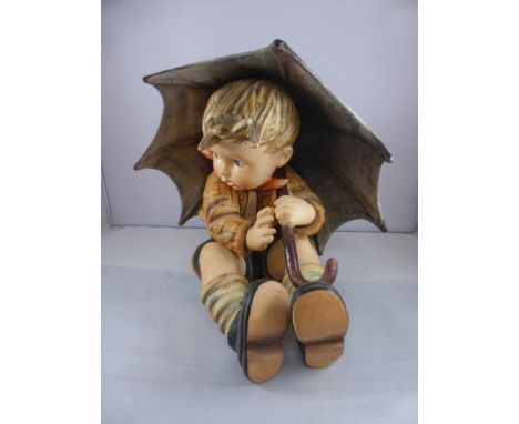 LARGE HUMMEL/ GOEBEL FIGURE, UMBRELLA BOY, IMPRESSED 152/ IIA 1972, APPROX. 20 cm
