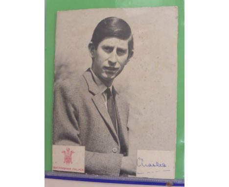 SIGNED LETTERS AND EPHEMERA, LORD SNOWDEN, PRINCE CHARLES, JOHN MAJOR AND A POSTCARD SIGNED HARRY LAUDER INSCRIBED 'PLEASE FO