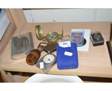 MIXED LOT TO INCLUDE HIP FLASK, DIRECTIONAL COMPASS AND OTHER ASSORTED ITEMS