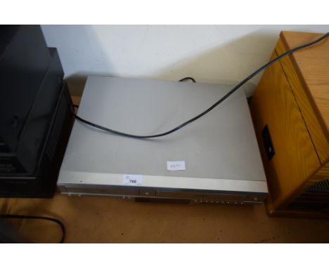 TOSHIBA COMBINATION DVD/VIDEO RECORDER
