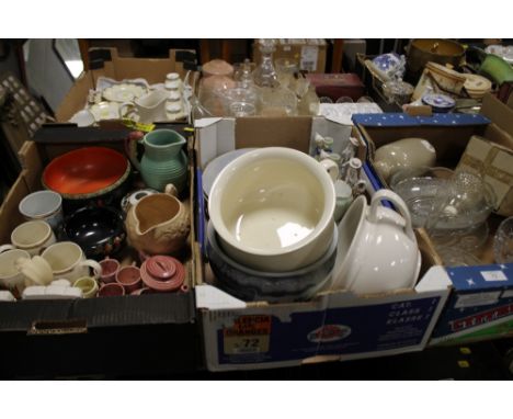 TWO TRAYS OF CERAMICS TO INCLUDE A CARLTONWARE PARROT BOWL TOGETHER WITH A TRAY OF GLASSWARE (3)