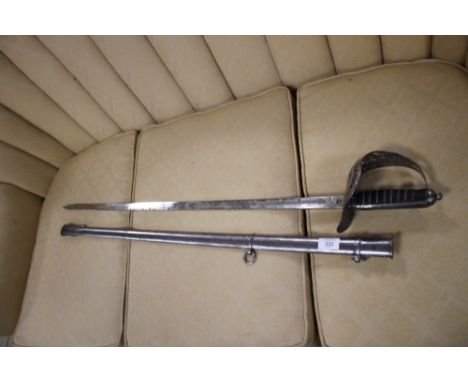 AN EDWARD VII CYPHER 1901-1910 BRITISH OFFICERS SWORD IN SCABBARD 