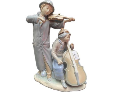 A large Nao figurine street musicians model 684 [33cm] 