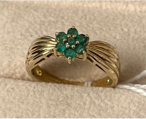 9ct yellow gold ring set with seven round cut emeralds [Ring size Q] [3.47Grams] 