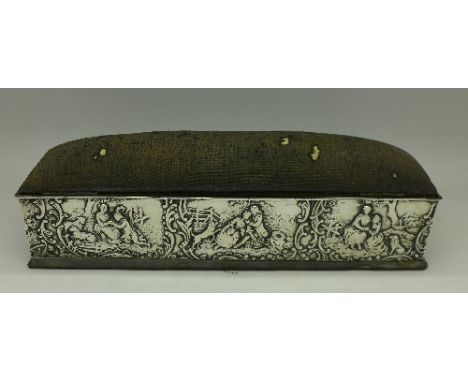 A silver rectangular box with hat pin cushion lid, gross weight 338g, London 1907, William Comyns, 24.5cm