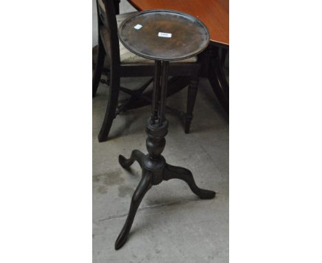 A mahogany tripod jardinière stand, height 84cm.