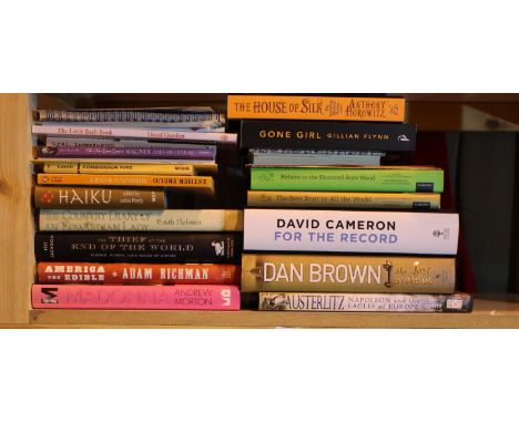 Shelf of assorted books. Not available for in-house P&amp;P, contact Paul O'Hea at Mailboxes on 01925 659133