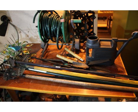 General lot of garden tools including hose reel. Not available for in-house P&amp;P, contact Paul O'Hea at Mailboxes on 01925