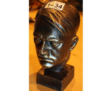 Cast iron Hitler bust, H: 23 cm. P&amp;P Group 3 (£25+VAT for the first lot and £5+VAT for subsequent lots) 