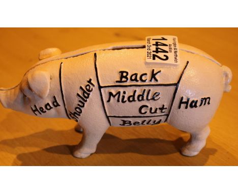 Cast iron Butchers pig moneybox, L: 19 cm. P&amp;P Group 2 (£18+VAT for the first lot and £3+VAT for subsequent lots) 