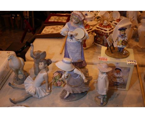 Collection of mixed ceramic figurines including Nao examples. Not available for in-house P&amp;P, contact Paul O'Hea at Mailb