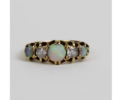 18ct gold opal and diamond ring UK ring size P