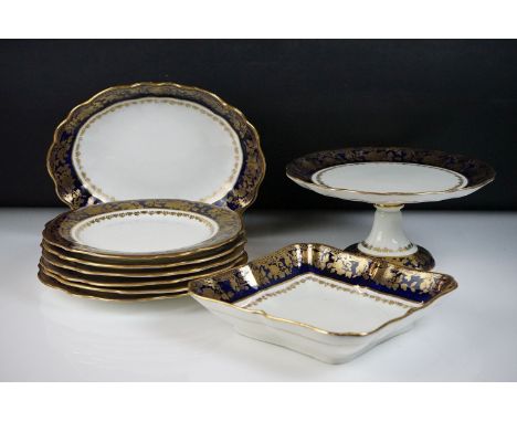Early 20th Century Hammersley &amp; Co dessert set with gilt foliate decorated borders on cobalt blue ground, pattern no. 141