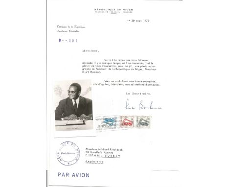 Politics Niger PM Diori Hamani signed to back of small portrait photo with letter and mailing envelope 1972. Hamani Diori (6 
