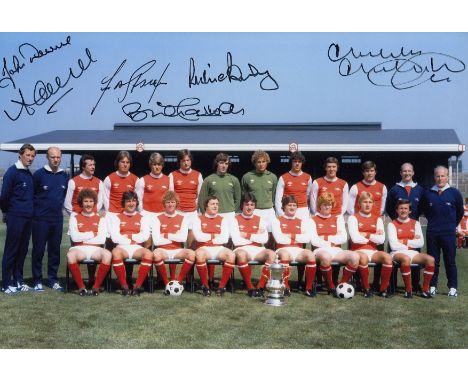 Autographed Arsenal 12 X 8 Photo - Col, Depicting A Wonderful Image Showing The 1979 Fa Cup Winning Squad Posing With Their T