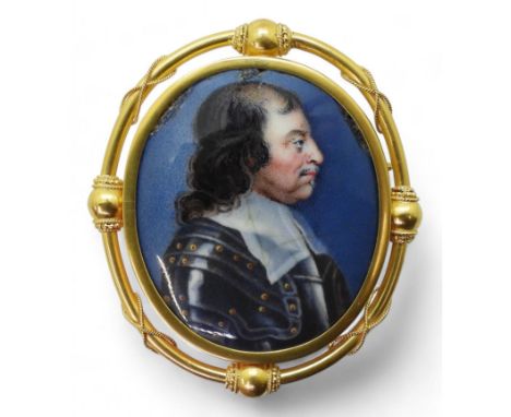 OLIVER CROMWELL PORTRAIT MINIATURE painted in vitreous enamels on metal, mounted in a bright yellow metal locket back brooch 