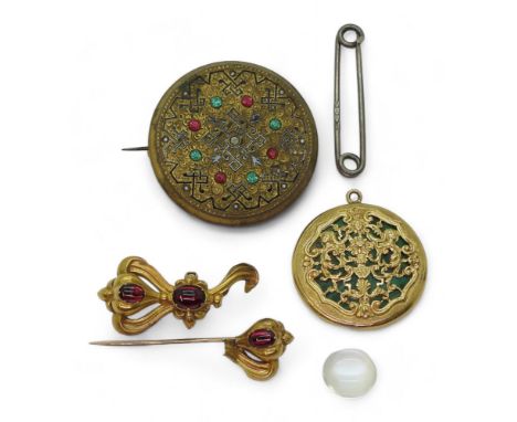 A COLLECTION OF VINTAGE ITEMS to include a malachite pendant locket with a highly detailed pierced and embossed grotesques an