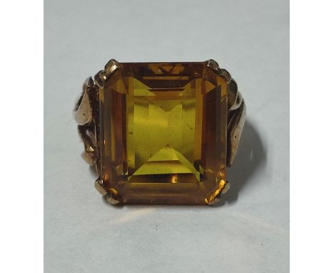 A 9ct. Yellow Gold &amp; fine quality Citrine ring, 7.6 grams gross, size J